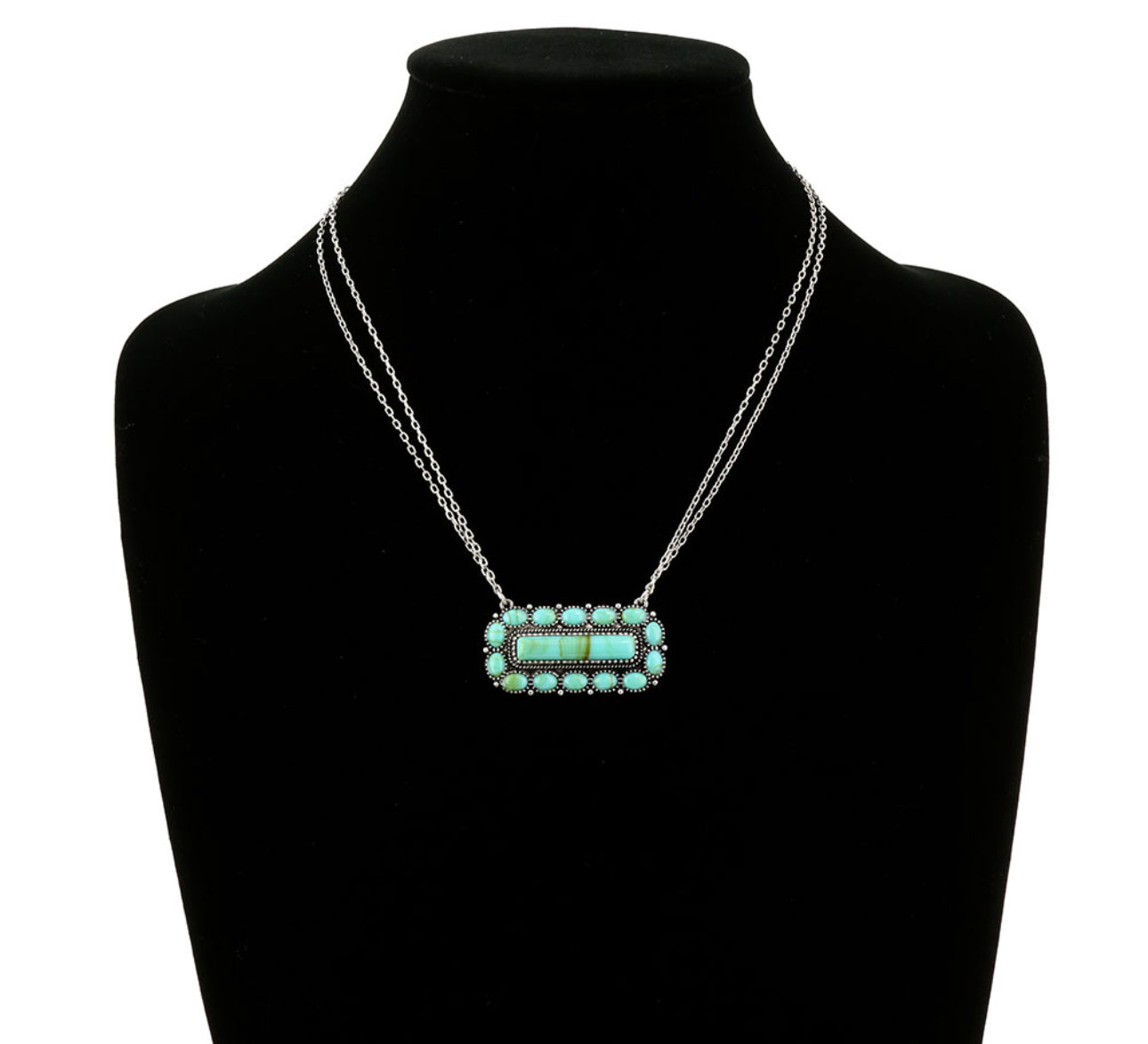 Western Style Stone Pendant Necklace