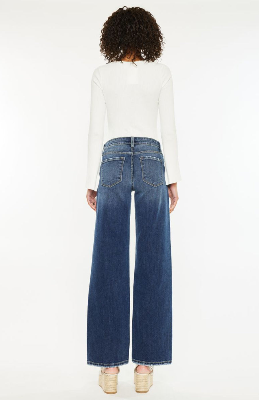 Mid Rise Wide Leg Jean